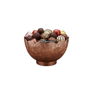 Bol à chocolat en métal en gros, design floral en relief, plat à bonbons en métal, vaisselle, parfait pour les fruits secs et les chocolats - Product Image 1