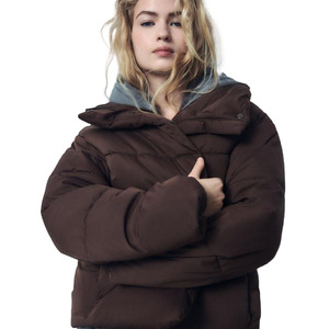 Trendy High Quality Plus Size Women's Breathable <b>Windproof</b> Waterproof Sports Zip Jacket Fashionable Plain Windbreaker for Winter - Product Image 2