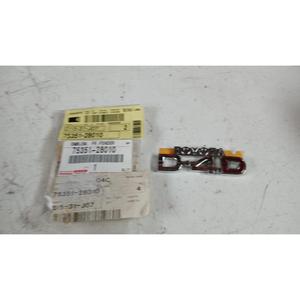 ETIQUETA ADHESIVA PARA EScribir TOYOTA Corolla Verso 2ª Serie (04>09) 75351-28010 Gasolina - - Product Image 3