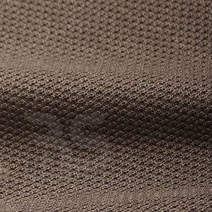 T-shirts classiques pour hommes avec matière respirante et coupe confortable, idéaux pour les tenues décontractées et le style de mode quotidien. - Product Image 6