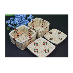 Panier décoratif Sabai Grass pour l'organisation de stockage rustique avec artisanat artisanal durable et écologique - Product Image 2