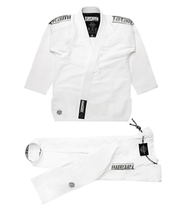 Traje de 2024 quilates 100% poliéster personalizable OEM ropa de artes marciales MMA boxeo Taekwondo hecho Pakistán Bright Way International - Product Image 3