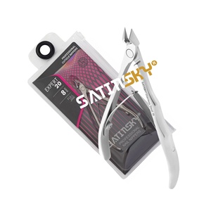 Tijeras profesionales para cutículas con hoja curva de 15 mm, herramienta de manicura de acero, para manicura, pedicura y arte de uñas. - Product Image 4