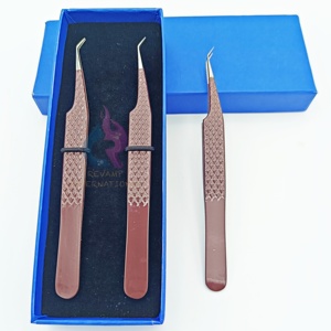 Pince à cils en acier inoxydable durable à 45 degrés pour éventer et isoler emballage bleu personnalisé de marque privée de couleur marron - Product Image 1