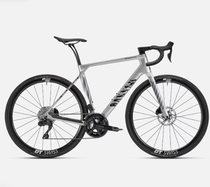 Bicicleta Auténtica Nueva de Alta Calidad Endurace CF SLX 7 Di2 Shimano 105 Di2 DT Swiss ERC 1600 Dicut - Product Image 1