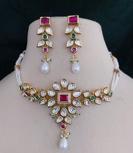 Royal Look Kundan collar con pendientes elegante conjunto de joyería de boda para mujeres niñas Simple Look Kundan conjunto de collar de novia - Product Image 2