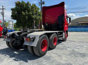Camion tracteur 6x4 lourd d'occasion 2023, moteur diesel, transmission manuelle, pour l'exportation, excellent état, prêt à rouler - Product Image 2