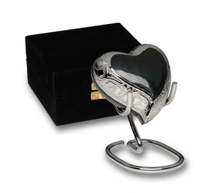 Urne souvenir en forme de cœur en pierre noire - Product Image 1