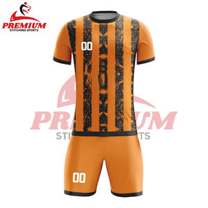 Uniformes de club de football pour hommes à séchage rapide de haute qualité, vêtements de football personnalisés fabriqués en usine - Product Image 4