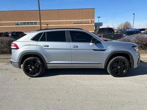 2023 pour Atlas SUV à direction à gauche - Product Image 3