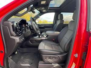 CHEVROLET SILVERADO ZR2 USADO CON VOLANTE A LA IZQUIERDA/DERECHA - Product Image 3