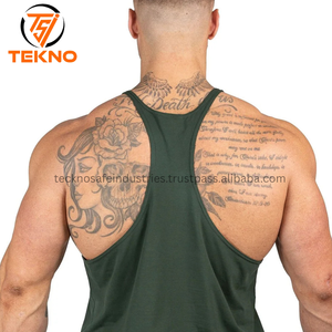 Conçu pour le mouvement, le short de fitness est doté d'un tissu évacuant l'humidité et d'un ajustement extensible pour soutenir la performance et vous garder au frais - Product Image 6