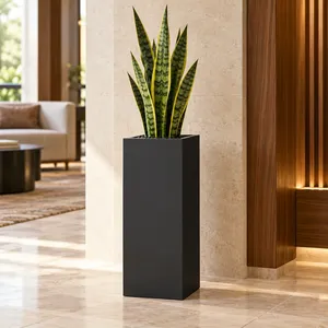 Jardinière carrée haute en fibre de verre Fida - Product Image 5