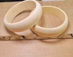 Bracelets et joncs traditionnels tribaux en bois écologiques, faits à la main, bijoux de mode modernes, artisanat naturel - Product Image 1