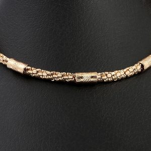 Women's <b>Neck</b> <b>Chain</b> - Golden - Product Image 3