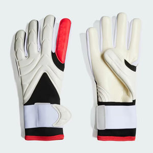 Pakistan Hi-Tech Grip Gants de sport fabriqués avec précision allemande Gardien de but avec une forte adhérence et une protection des doigts en latex respirant - Product Image 3