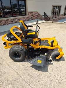 Meilleure tondeuse à rayon de braquage zéro Cub Cadet Ultima ZT2 60 Pont fabriqué 24HP - Product Image 3
