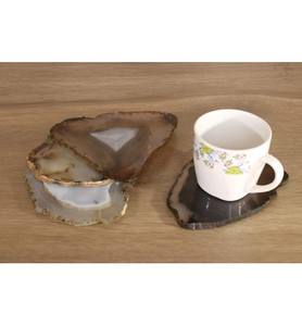 Accesorios de vajilla de bajo precio Posavasos de ágata con rebanada de ágata galvanizada dorada a precio mayorista con calidad premium - Product Image 1