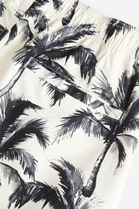 Shorts de bain décontractés de luxe personnalisés pour hommes, marque privée OEM - Écologiques, respirants et personnalisables - Product Image 5