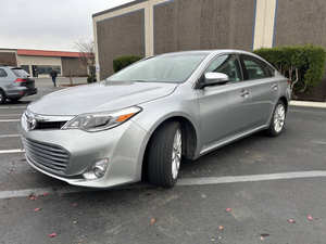 Toyota Avalon Limited Usado, Año 2015 - Product Image 3