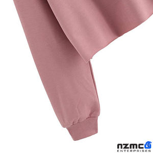 เสื้อครอปฮู้ดดี้ผู้หญิงขายส่ง แบบซิปสั่งทำได้ ผ้าฟลีซสวมหัว มีฮู้ด สวมใส่สบาย ผ้าถักเนื้อนุ่ม น้ำหนักเบา เหมาะสำหรับฤดูหนาว ปักลายด้านหน้า - Product Image 6