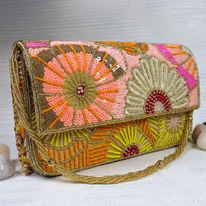 Bolso de Mano Tipo Clutch con Bordado de Cuentas Elegante y Hermoso en Diseño Nuevo con Cuentas de Perlas Hechas a Mano de Alta Calidad para Regalos - Product Image 1