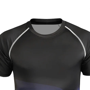 La mejor camiseta de compresión personalizada de alta calidad para hombre, nueva llegada, 100% de algodón, impresión por sublimación, transpirable, 210 gramos de peso - Product Image 3