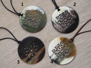 สร้อยคอจี้รูปเขาควายโรเซ็ตต์ทำด้วยมือสไตล์โบฮีเมียนเป็นมิตรต่อสิ่งแวดล้อมสำหรับธรรมชาติ - Product Image 2