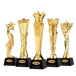 2025最新和最耐用的杯创意小金色金属皇冠雕刻足球和篮球比赛奖牌奖杯