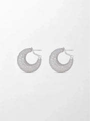 Boucles d'oreilles en or blanc 18 carats avec diamants de laboratoire ronds entièrement pavés, 10,37 carats, couleur GH, pureté VS, 1037 pierres, éclat nuageux - Product Image 3