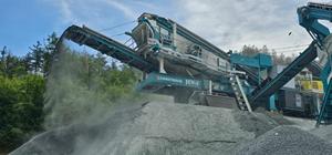 โรงโม่หินแข็งแบบเคลื่อนที่ได้250-300 TPH รับประกัน2ปีส่วนประกอบหลักมอเตอร์เครื่องยนต์ปั๊มเกียร์ - Product Image 2