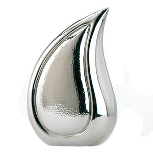 Urna funeraria de plata martillada Premium, urna de cremación de latón duradero, diseño de gota de lágrima, cenizas de entierro de inauguración, diseño decorativo - Product Image 1