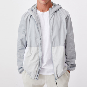 Veste coupe-vent d'hiver pour hommes avec logo personnalisé veste épaisse avec poche zippée pour vêtements de randonnée vente en gros - Product Image 2