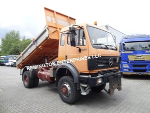 Camion benne d'occasion Mercedes-Benz 1935 de 1993, poids lourd 4x4 diesel à transmission manuelle pour l'exploitation minière - Product Image 2