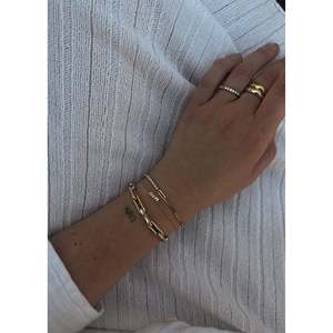 Bracelet avec plaque nominative Dear Kaia, bijou de collection culturelle - Product Image 5
