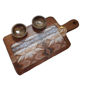 Nouvel arrivage Bol de service à croustilles et trempettes Ensemble de plateau d'apéritif en bois d'acacia avec gobelet à trempette pour grossistes - Product Image 1