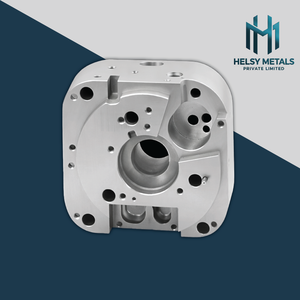 Boîtier en aluminium usiné VMC personnalisé avec des alésages de précision et des points de fixation filetés pour les boîtes de vitesses et les systèmes mécaniques - Product Image 2