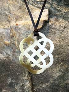 Collier corne de buffle couleur miel ambre/collier corne naturelle/bijoux corne de buffle - Product Image 3