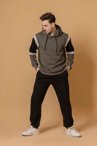 Survêtement Homme Personnalisable Couleur et Taille, 100% Coton Épais, Écologique, Haute Qualité, Séchage Rapide, Respirant, Vente en Gros - Product Image 4