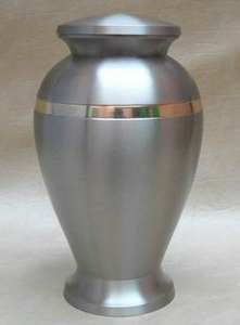 Urnes de crémation en métal Urnes de crémation de cercueil de souvenir funéraire fait à la main pour les êtres chers Urnes abordables de vente chaude - Product Image 4