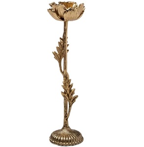 Nouveau dernier bougeoir en laiton au design fleuri bougeoir décoratif en métal au design moderne pour la fête de mariage - Product Image 1