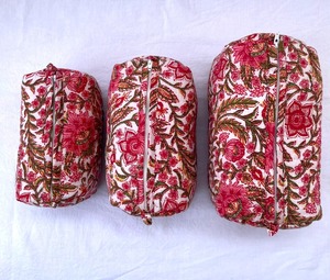 Conjunto de bolsas acolchadas con estampado indio tradicional, organizador de viaje elegante, bolsas cosméticas de algodón suave con cremallera, diseño ecológico consciente - Product Image 5