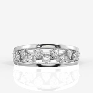 Bague de mariage élégante en argent sterling avec diamant moissanite, motif floral, collection Floral Bliss - Product Image 5