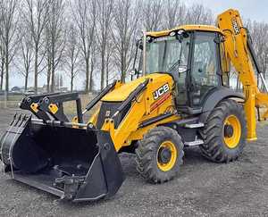 Chargeuse-pelleteuse robuste JCB 3CX Sitemaster Pro, capacité nominale de 3 tonnes, moteur diesel 75 kW, forte force de creusement - Product Image 6