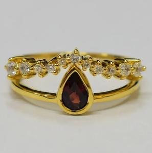 Bague empilable en or plaqué 14 carats S925 avec grenat naturel et zircone cubique, personnalisable, vente au détail, OEM et ODM, fabriquée en Thaïlande - Product Image 1