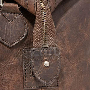 กระเป๋าดัฟเฟิลกระเป๋าหนังแบบดัฟเฟิลสั่งทำโลโก้ของคุณเอง - Product Image 6