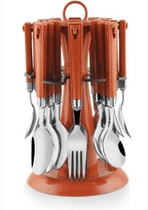 ชุดช้อนส้อมสแตนเลสสตีล 5 ชิ้น สไตล์หรูหรา พร้อมด้ามจับโลหะสีทอง ใช้กับเครื่องล้างจานได้ เหมาะสำหรับงานเลี้ยง - Product Image 6