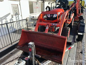 รถตักล้อยาง Kubota BX23S รุ่นขายดีที่สุด ขนาดเล็ก 6 ตัน พร้อมปั๊มไฮดรอลิก KYB - Product Image 3