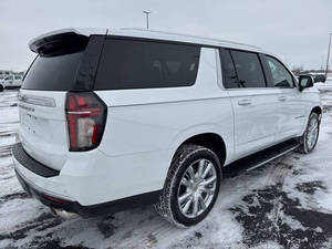 เชฟโรเลต ซับเบอร์บัน ปี 2024 สภาพดีเยี่ยม มือสอง - Product Image 4