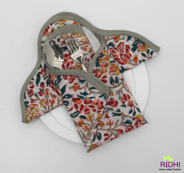 Sangria ขิงแดงส้มสนเขียว